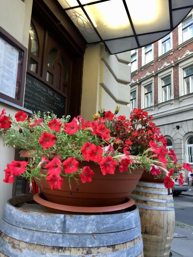 Buda Boutique Apartment Budapest Esterno foto
